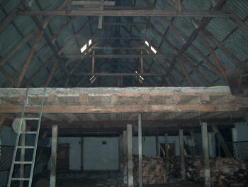 Loftet er årsag til, at bygningen er svær at udnytte til maskiner m.m.