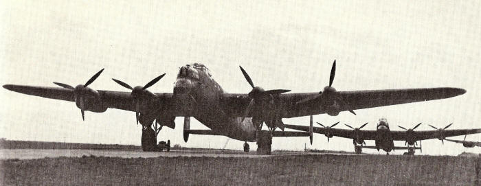 Lancastere gør klar til bombetogt.